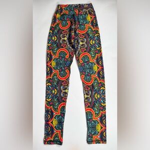 Liquido Brazil Kaleidoscope Paisley Yoga Leggings - Large